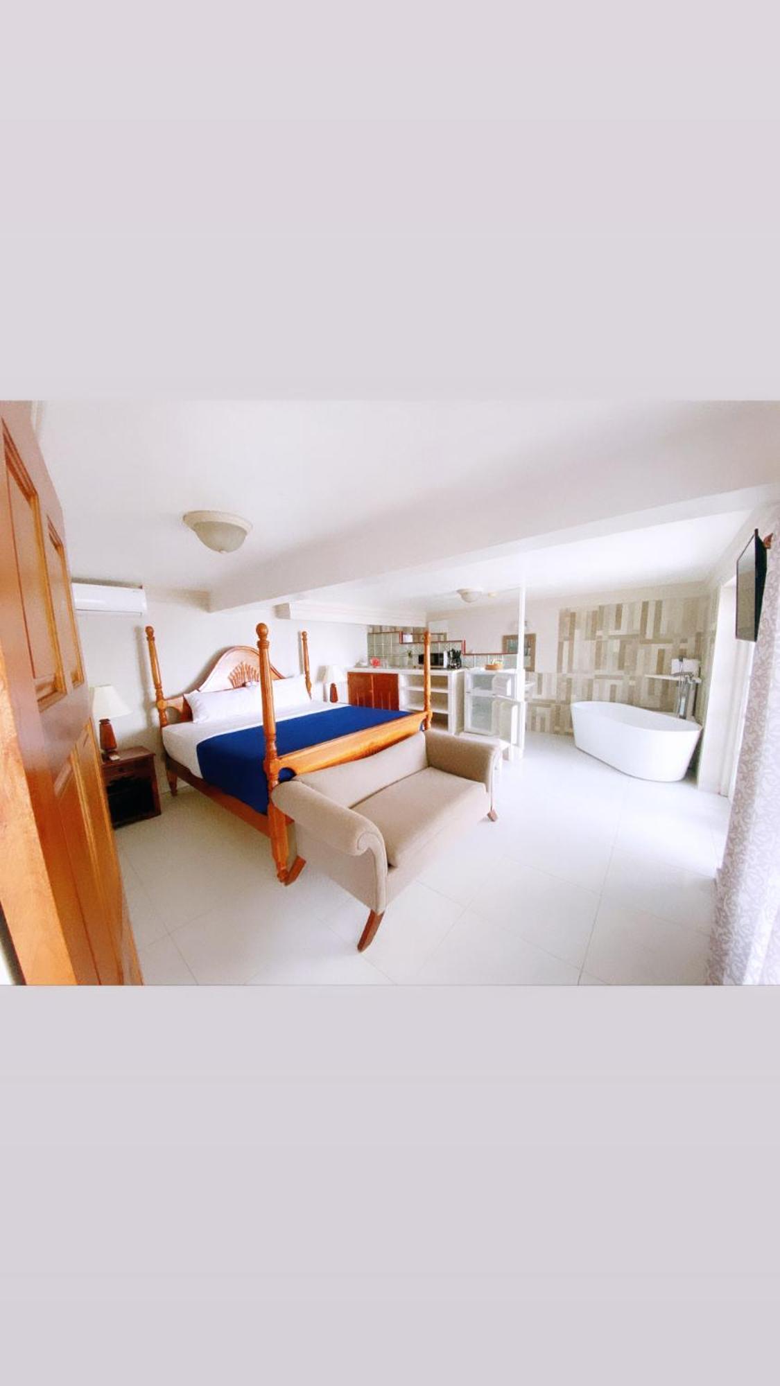 Franklyn D Resort & Spa All Inclusive Runaway Bay Exterior photo