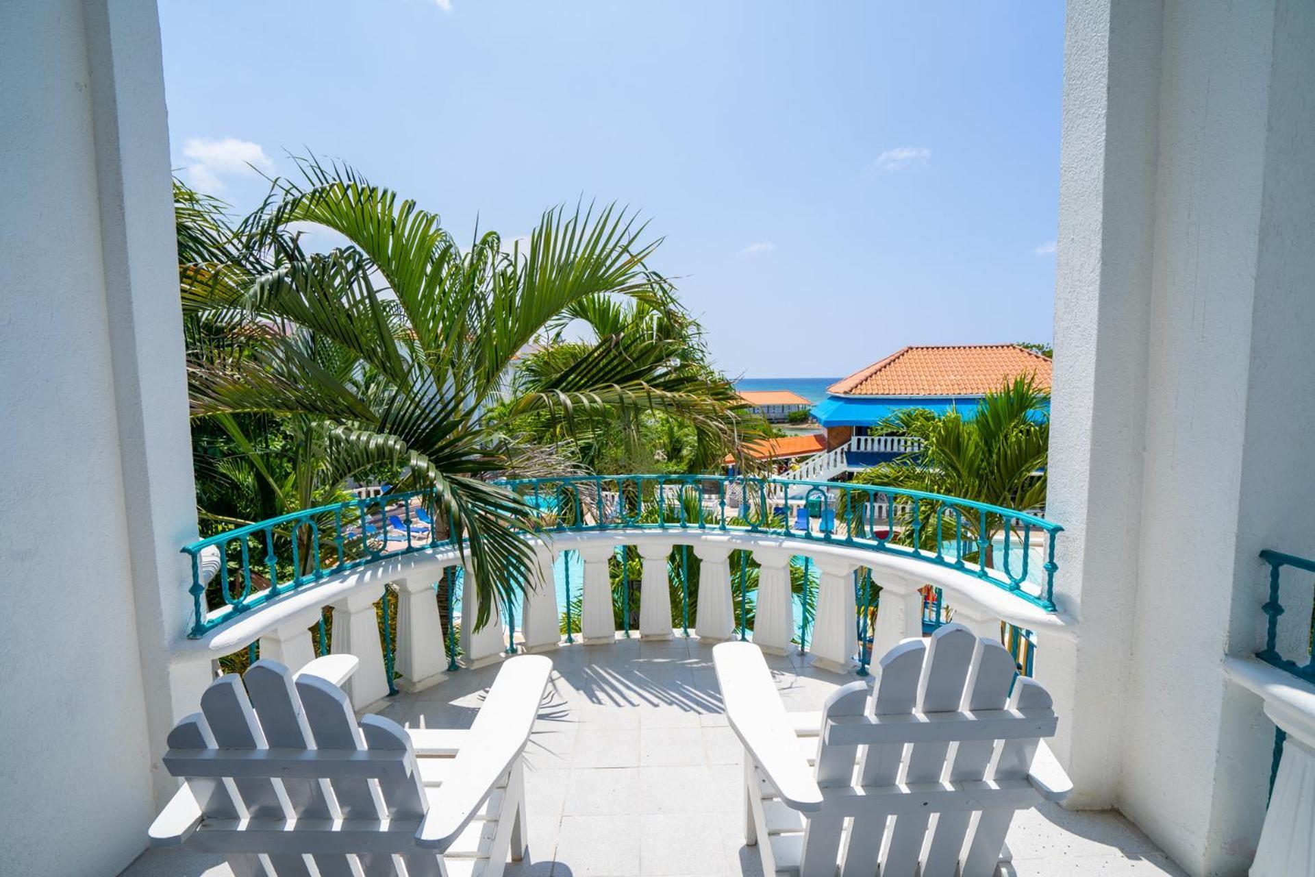 Franklyn D Resort & Spa All Inclusive Runaway Bay Exterior photo