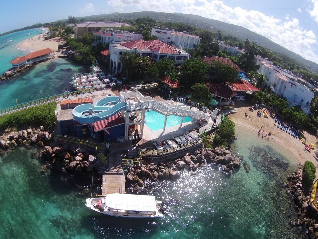 Franklyn D Resort & Spa All Inclusive Runaway Bay Exterior photo