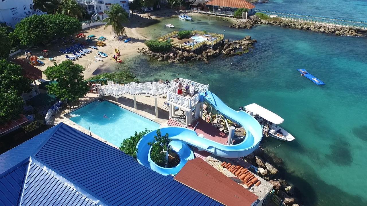 Franklyn D Resort & Spa All Inclusive Runaway Bay Exterior photo